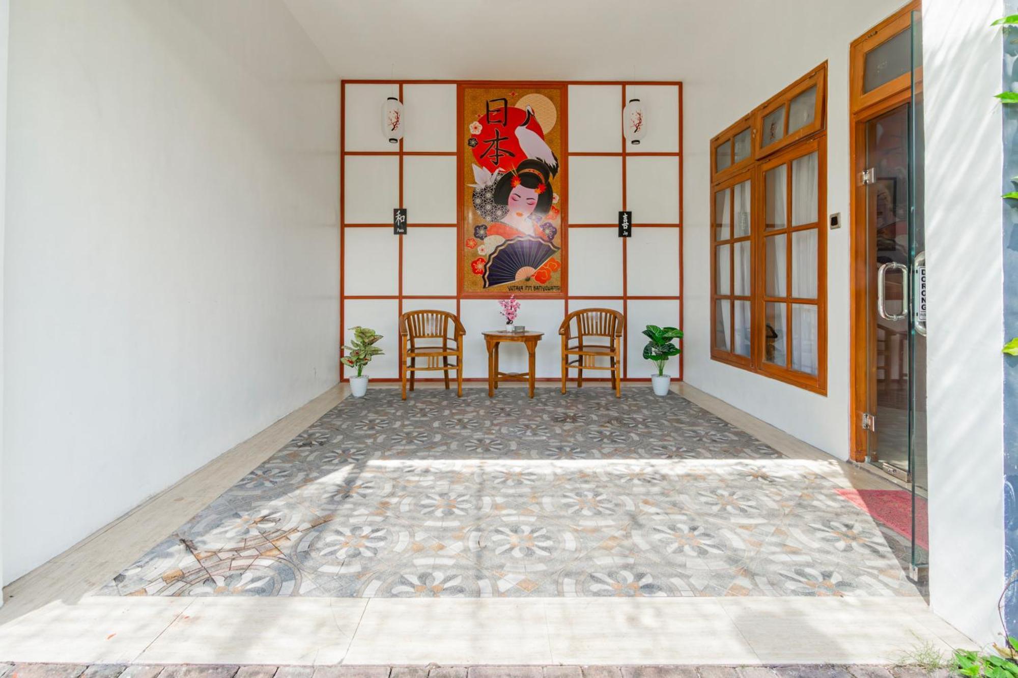 Oyo 93837 Ipeda Family Hotel 2*