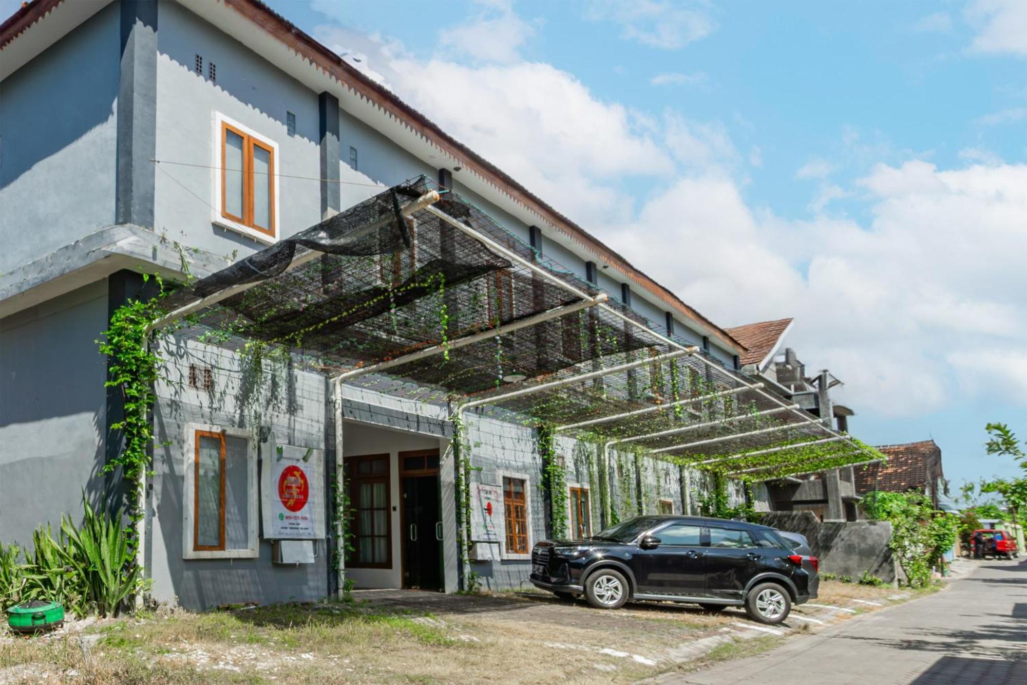 Hotel Oyo 93837 Ipeda Family